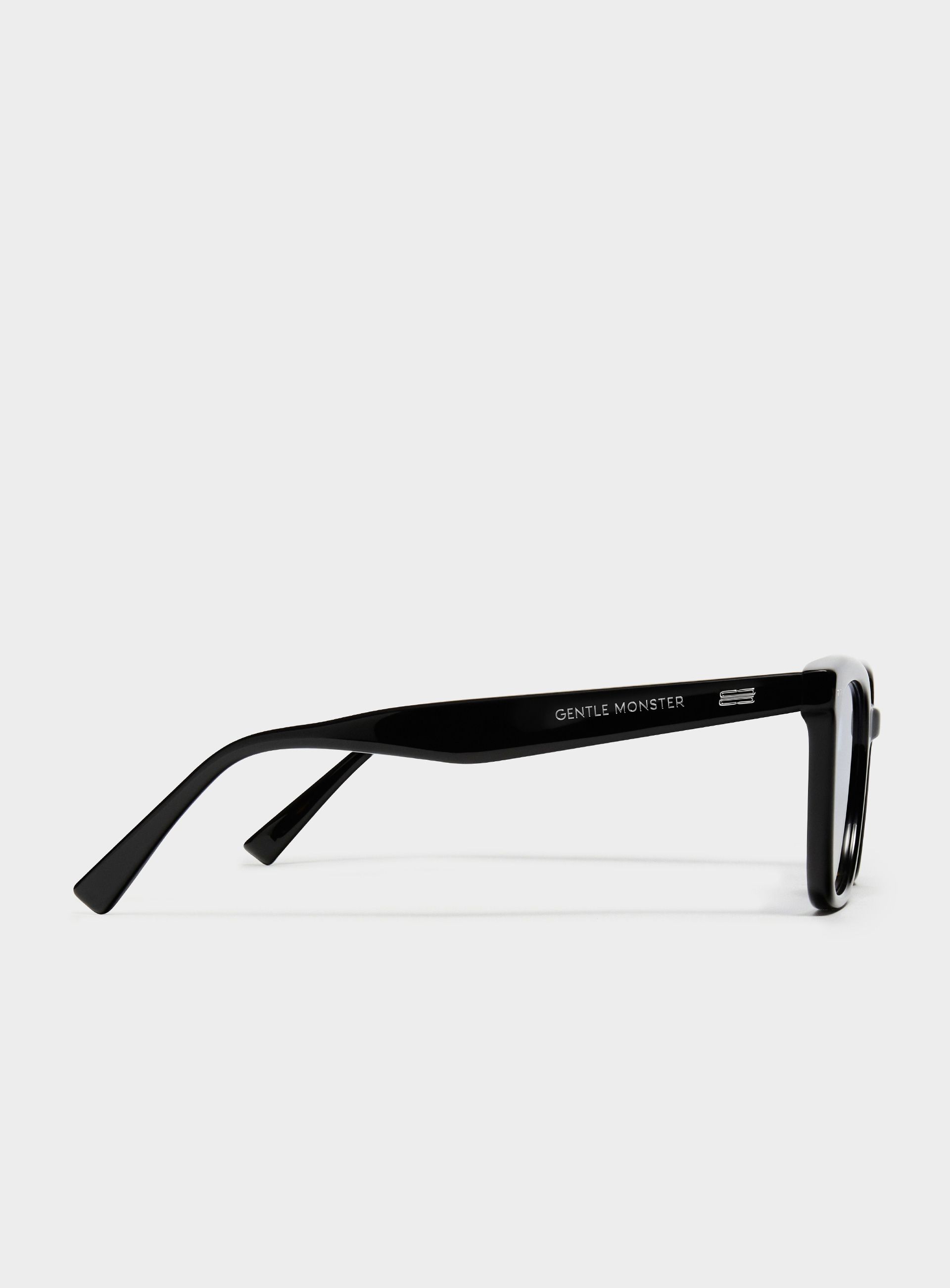 Noma 01(BLG)