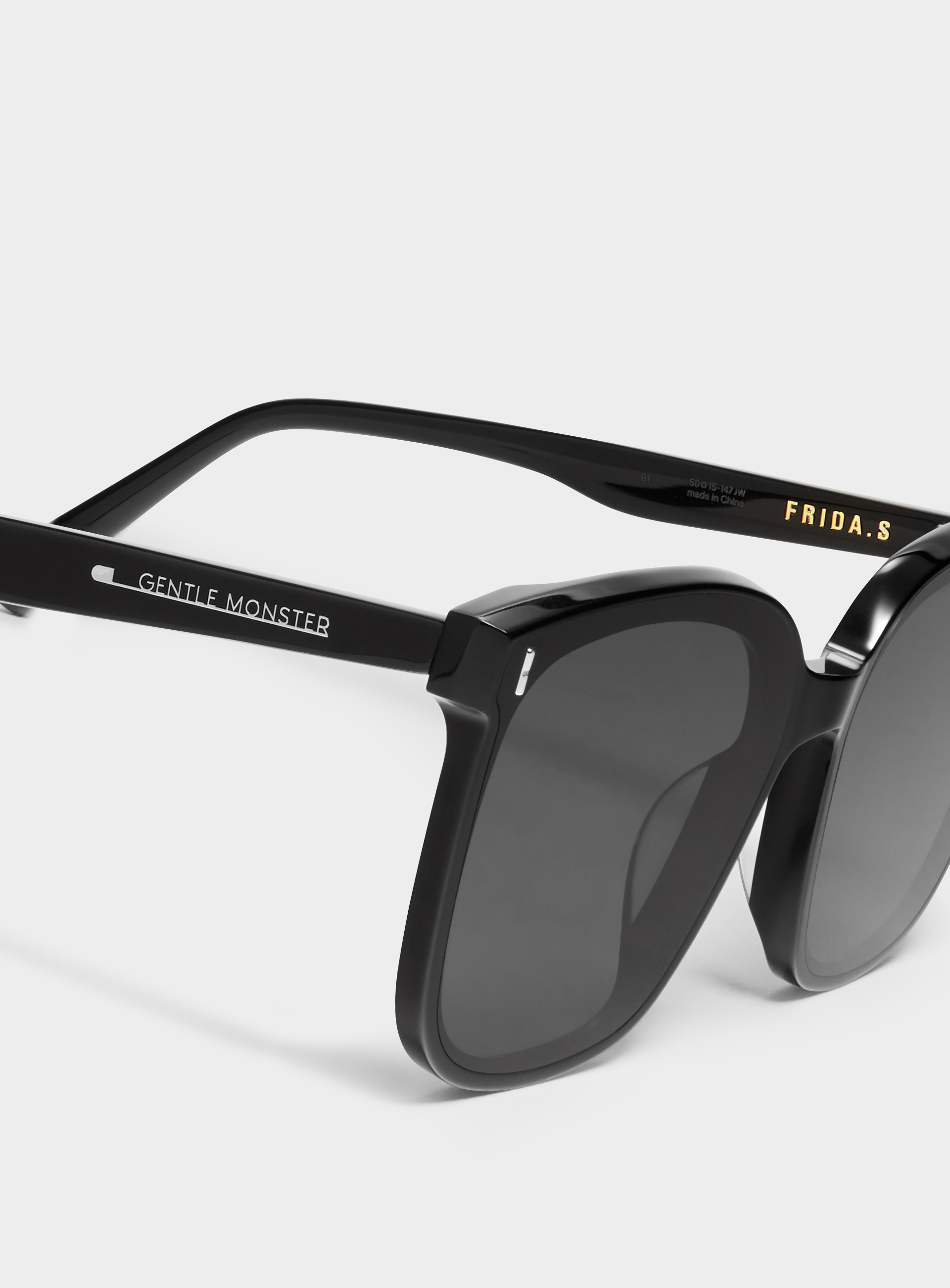 Frida 01 Small