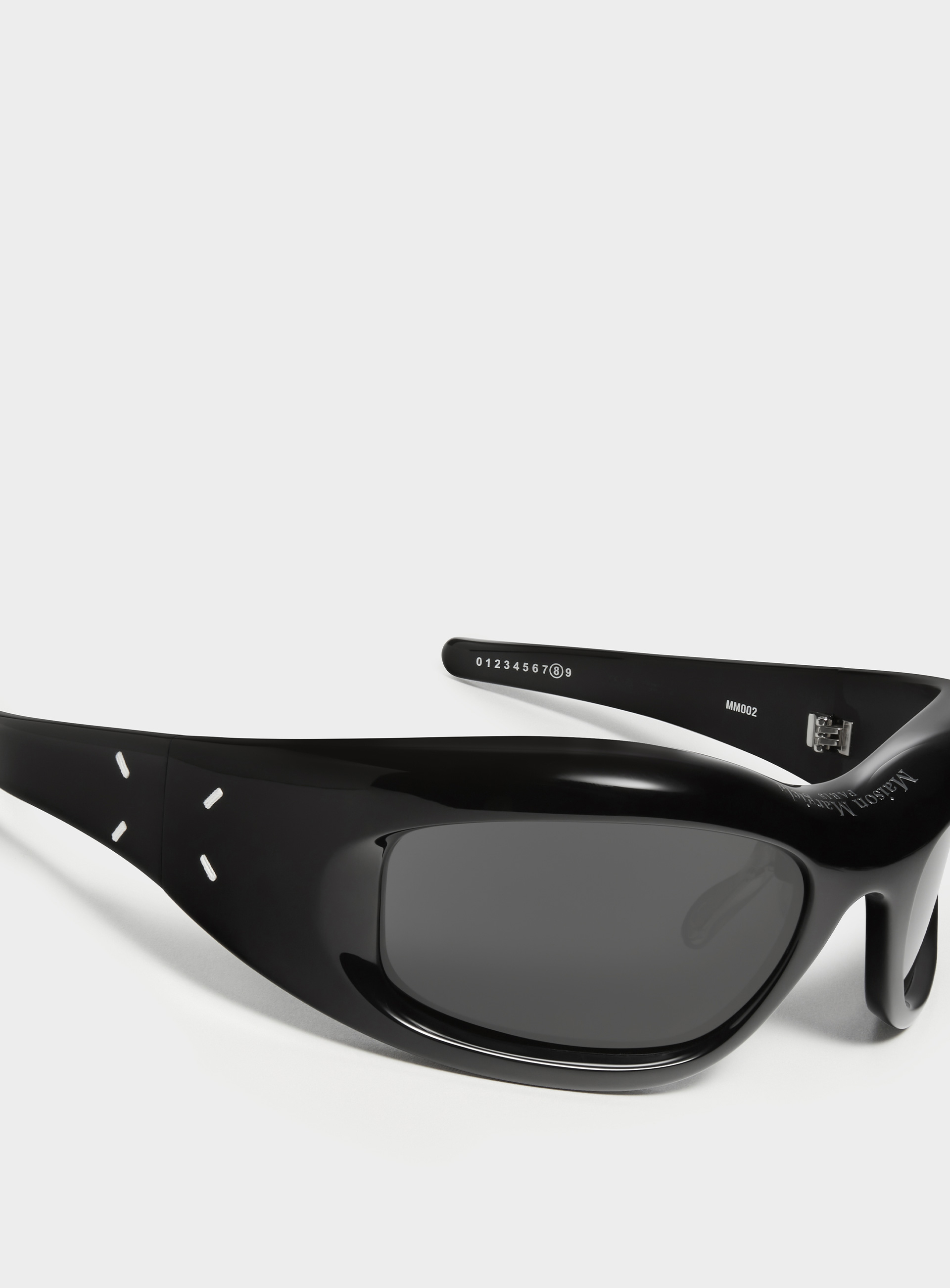 Maison Margiela – MM002 01 | Gentle Monster