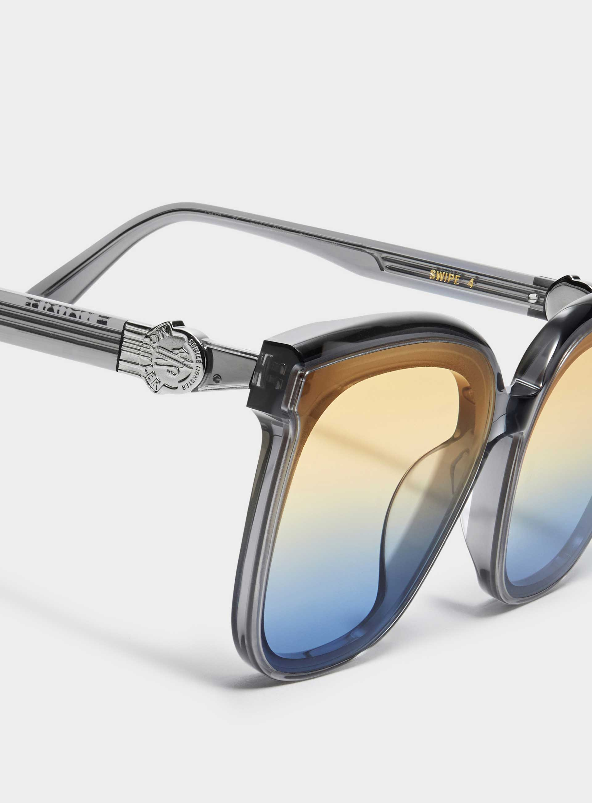 Moncler - Swipe 4 G1