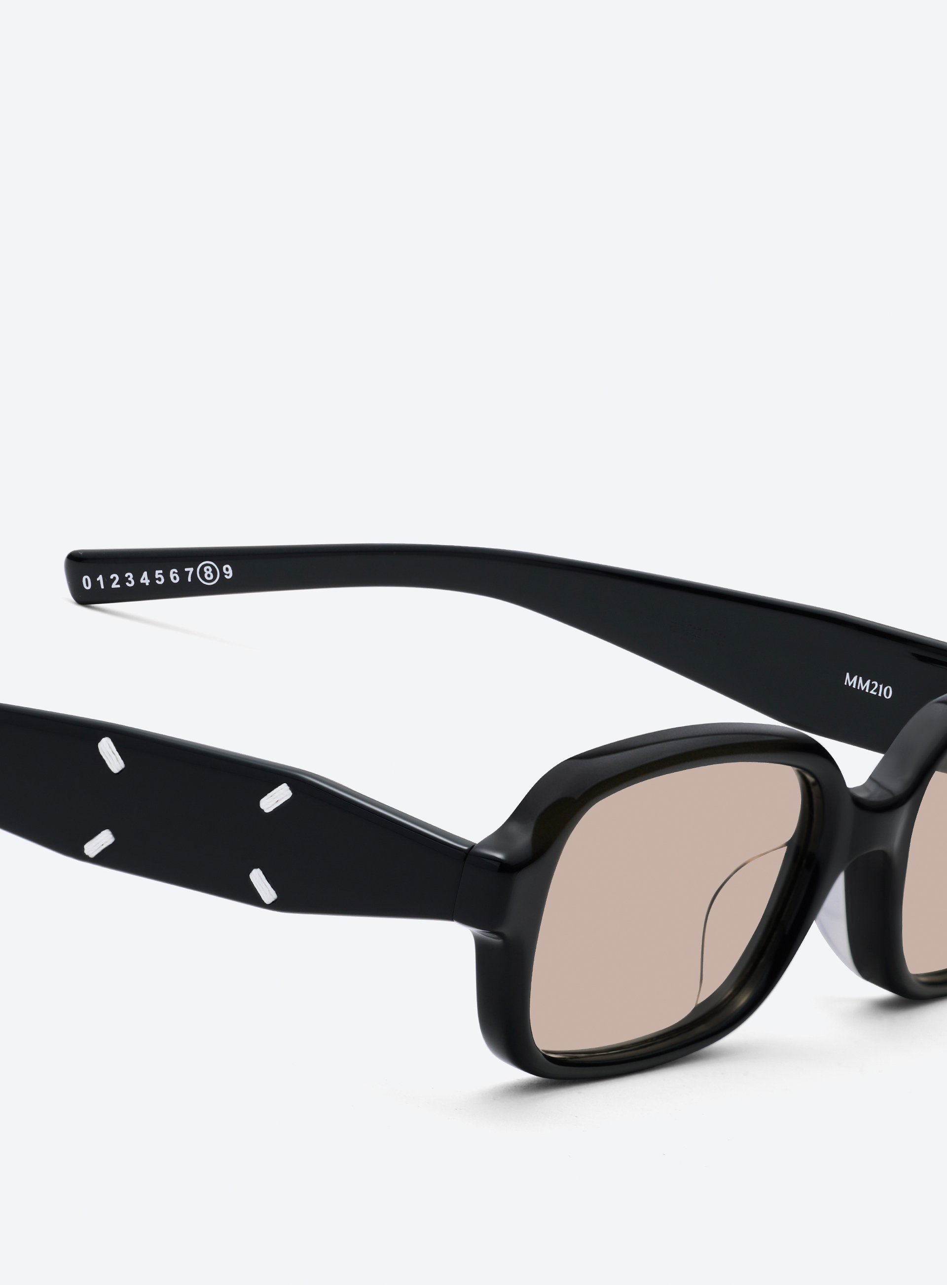Maison Margiela - MM210 01(BR)